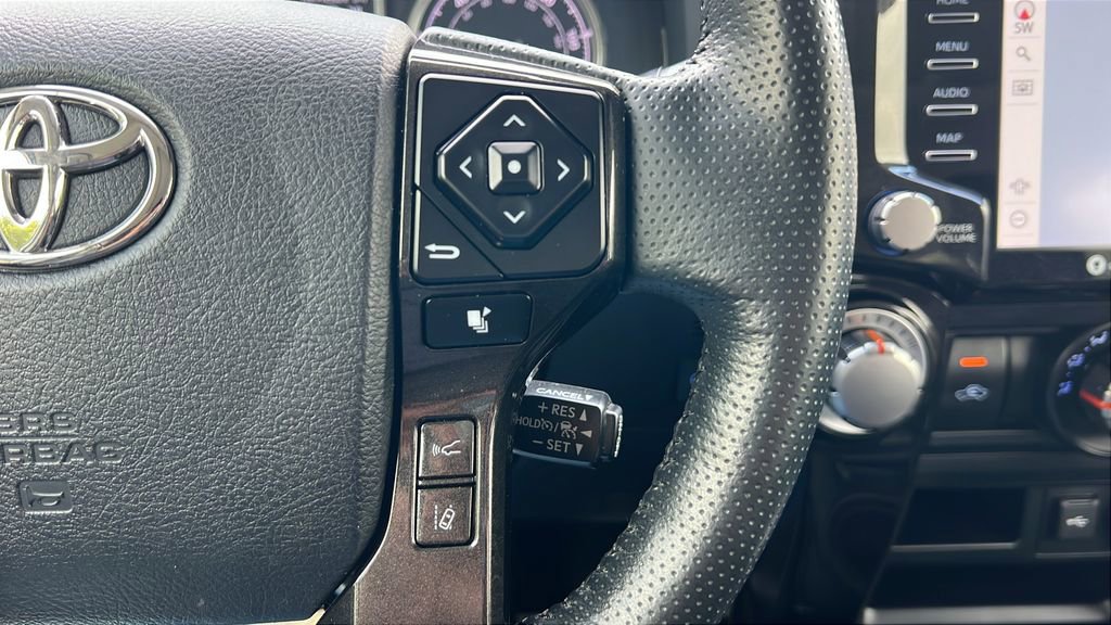 Used 2023 Toyota 4Runner TRD Off-Road Premium w/ Moonroof Package AWD/4WD image 21
