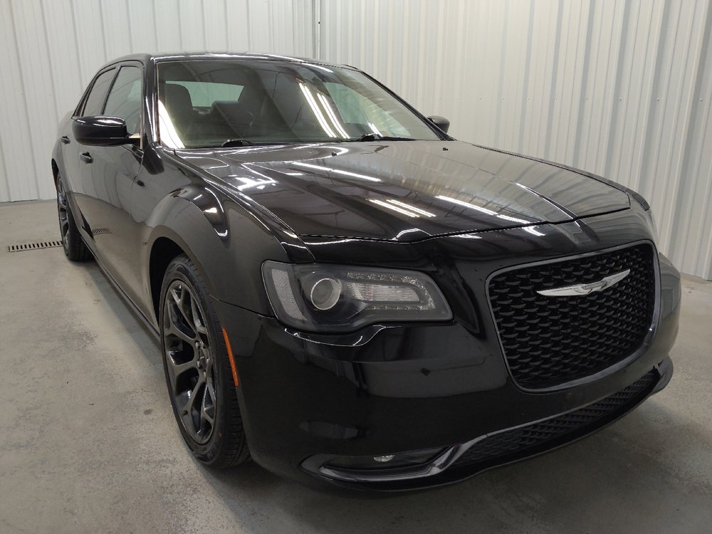 Used 2017 Chrysler 300 S image 13
