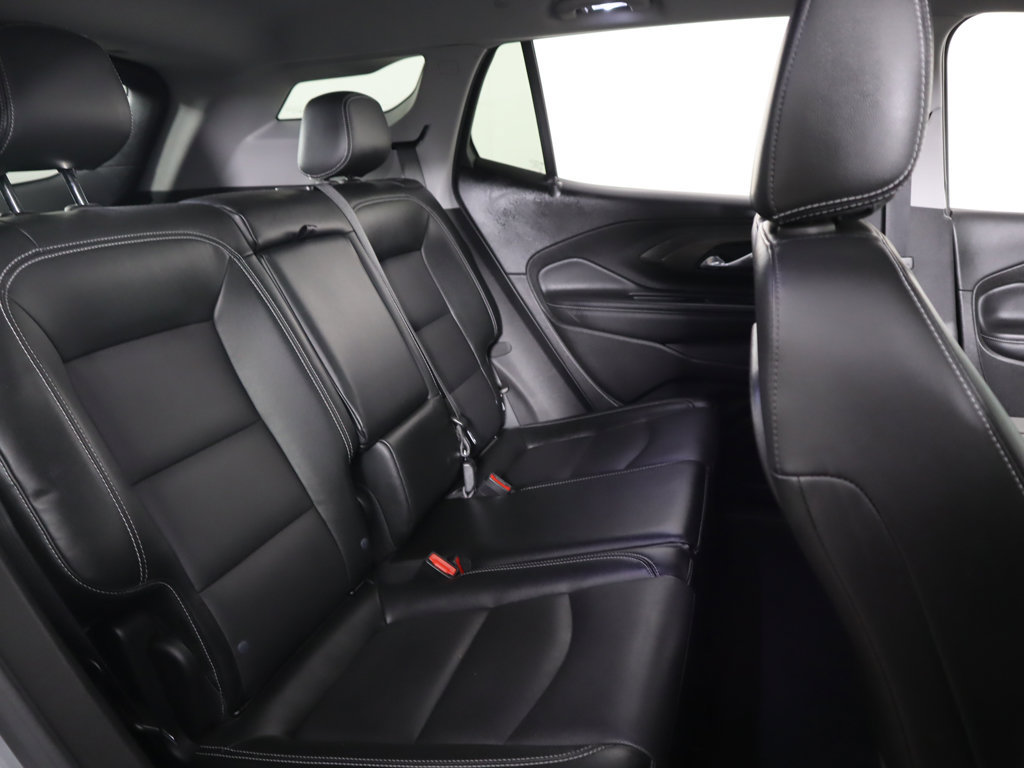 Used 2024 GMC Terrain SLT AWD/4WD image 33