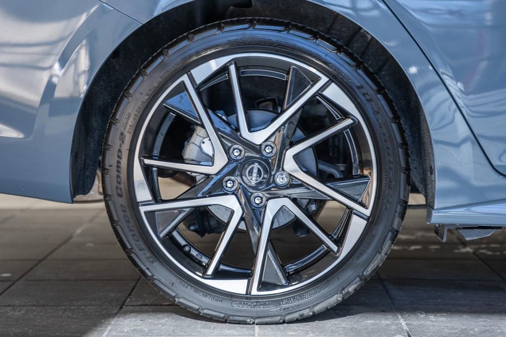 Used 2024 Nissan Sentra SR w/ Lighting Package image 19