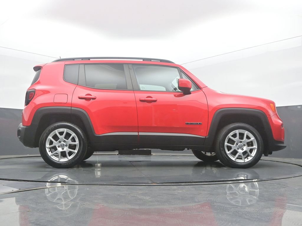 Used 2020 Jeep Renegade Latitude w/ Cold Weather Group AWD/4WD image 49
