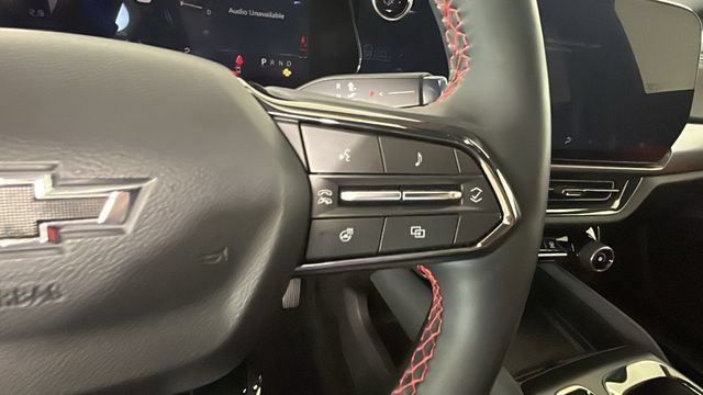 Used 2025 Chevrolet Equinox EV RS FWD image 16