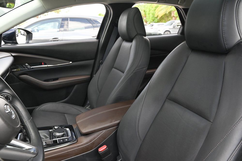 Certified 2025 MAZDA CX-30 AWD 2.5 S w/ Premium Package image 13