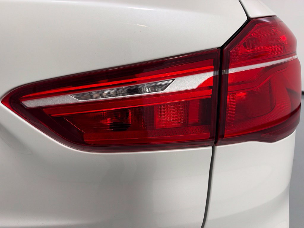 Used 2019 BMW X1 xDrive28i w/ Convenience Package AWD/4WD image 7