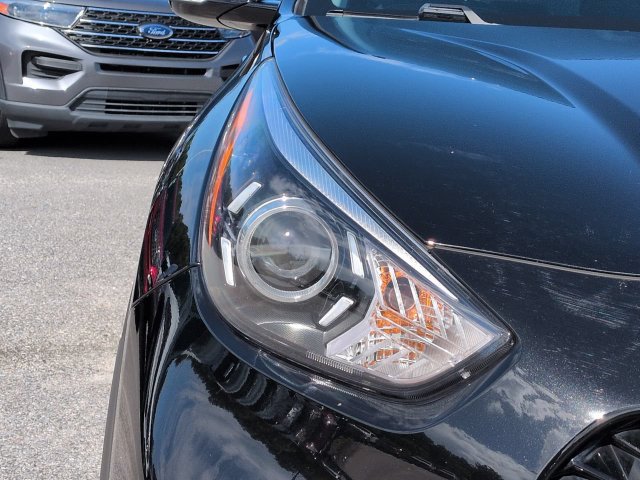 Used 2022 Kia Niro Touring Special Edition FWD image 10