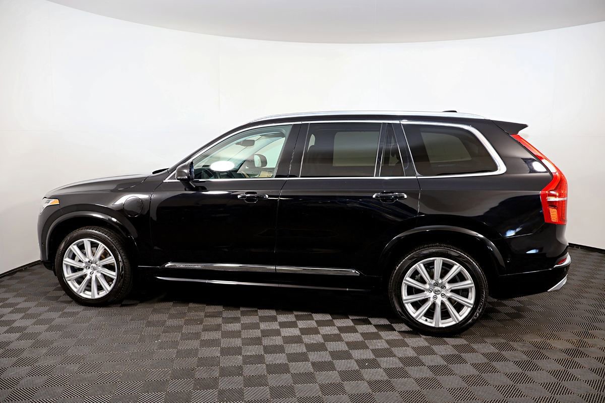 Used 2019 Volvo XC90 T8 Inscription w/ Advanced Package AWD/4WD image 12