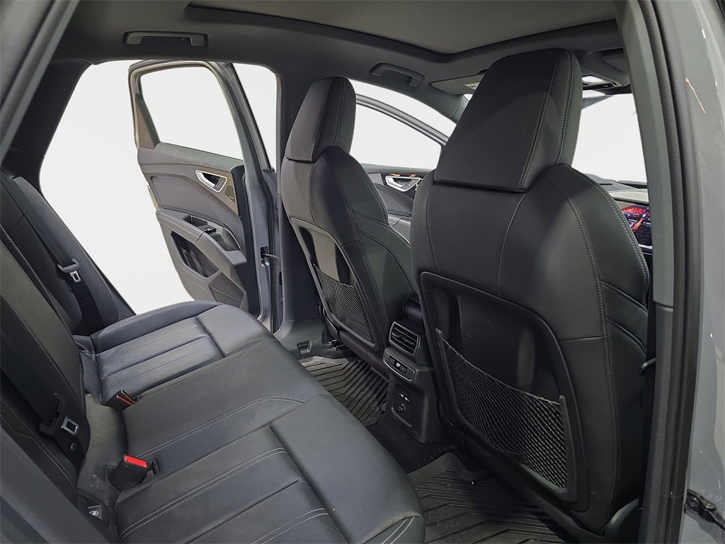 Used 2024 Audi Q4 e-tron Premium Plus image 13