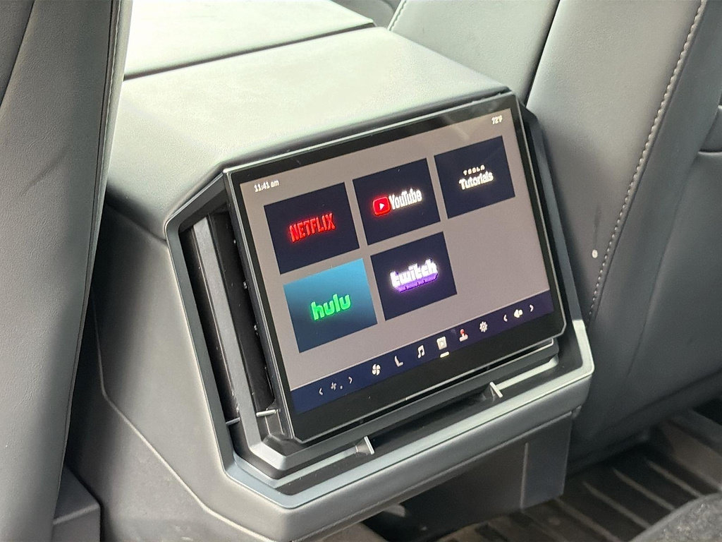 Used 2024 Tesla Cybertruck AWD Crew Cab image 28