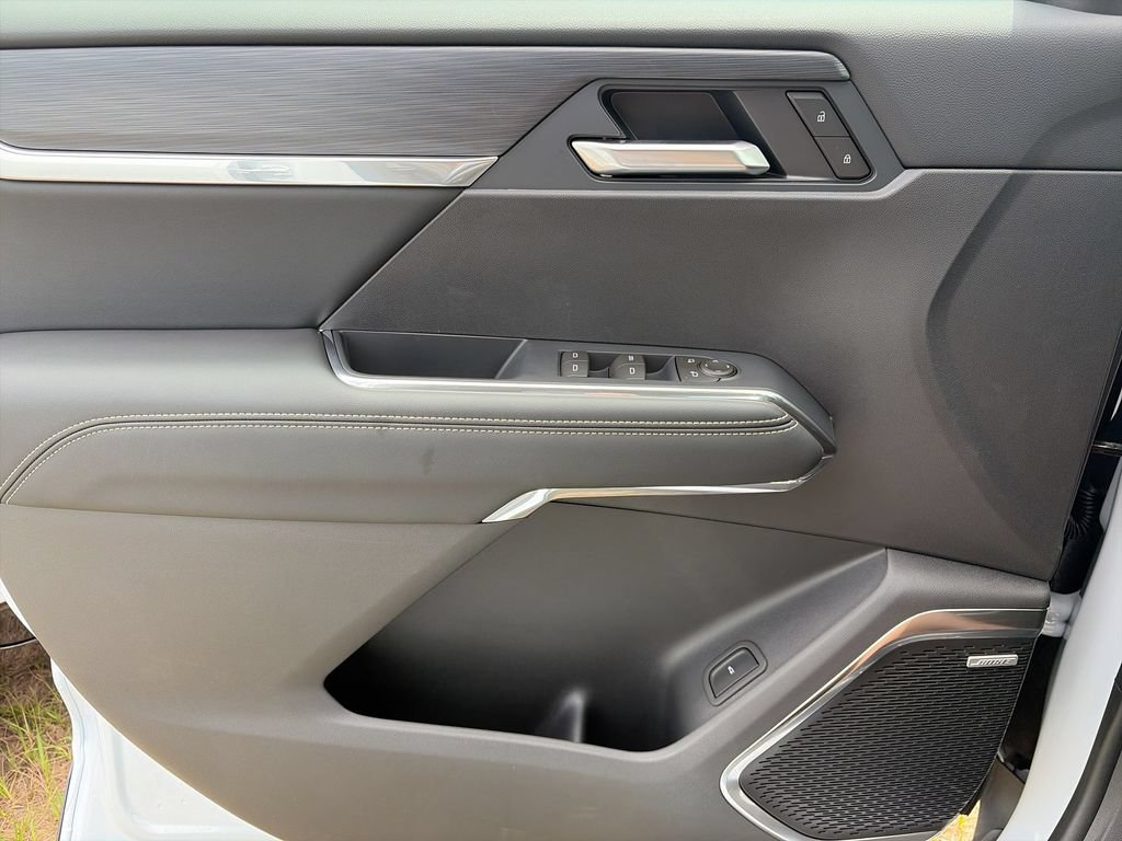 New 2026 GMC Acadia Elevation w/ Elevation Premium Package FWD image 31