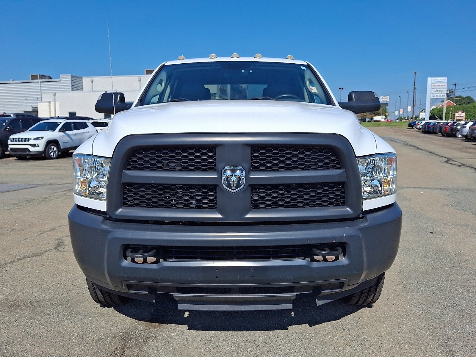 Used 2018 RAM 3500 Tradesman image 2