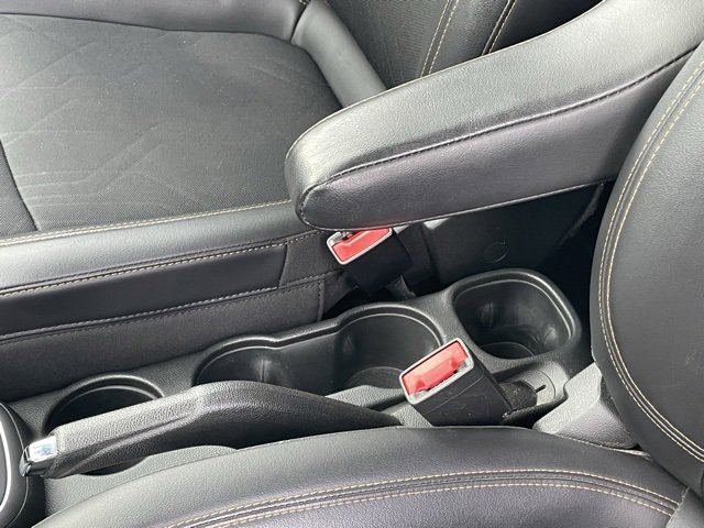 Certified 2022 Chevrolet Trax LT w/ LT Convenience Package image 33