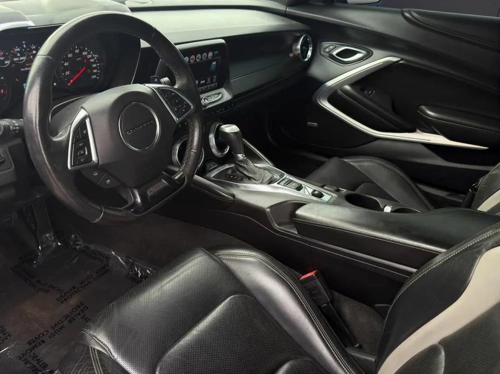 Used 2017 Chevrolet Camaro SS RWD image 12