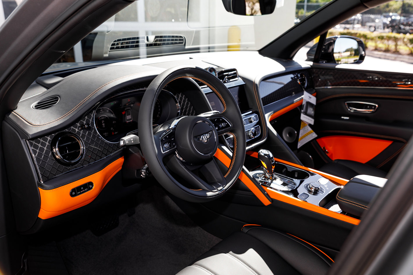 New 2025 Bentley Bentayga image 24