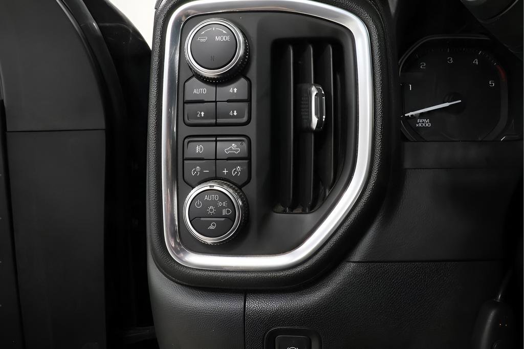 Used 2021 GMC Sierra 2500 AT4 w/ AT4 Preferred Package AWD/4WD image 19