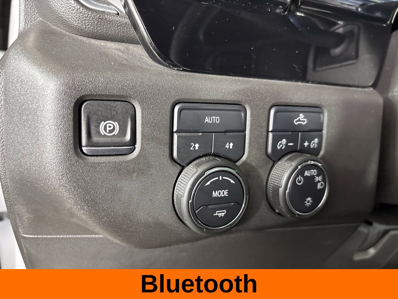 Used 2024 Chevrolet Silverado 1500 LT AWD/4WD image 11