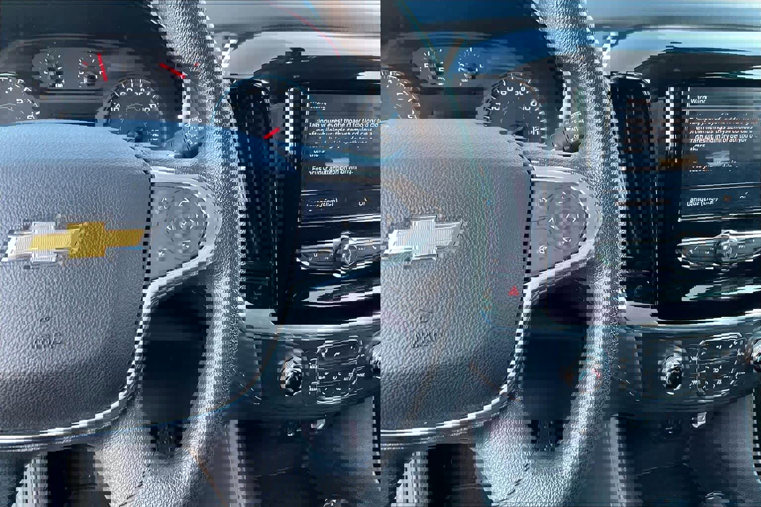 Used 2020 Chevrolet Traverse LS image 24