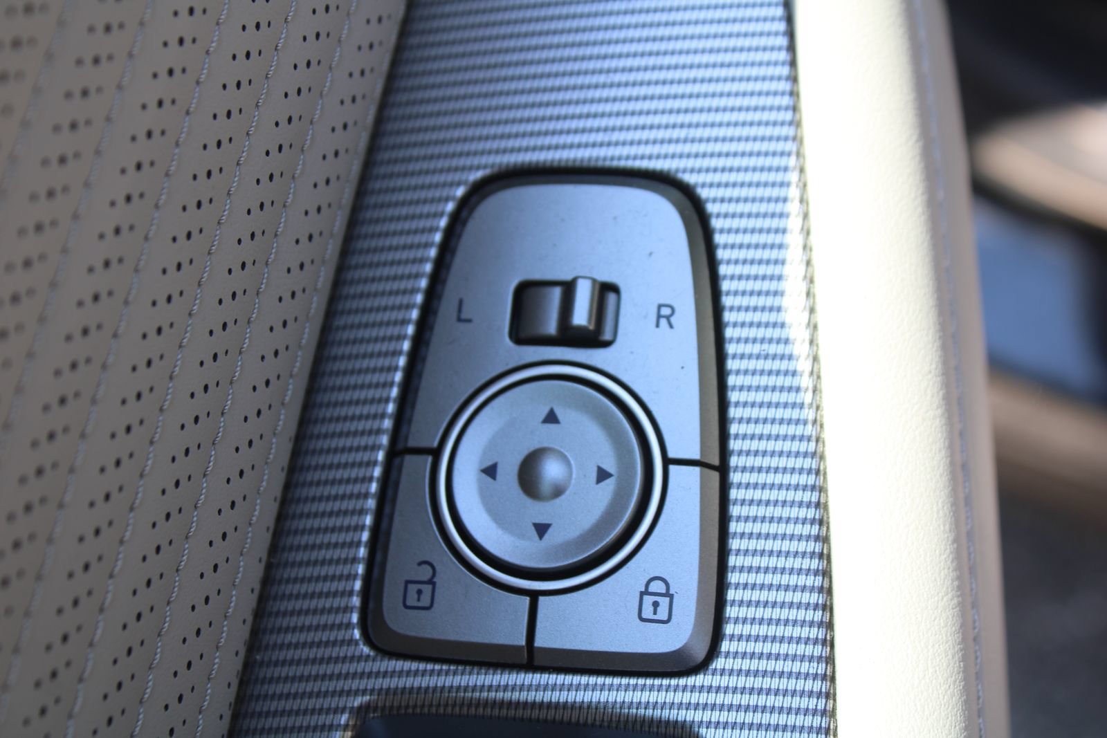 Used 2024 Hyundai Palisade Calligraphy AWD/4WD image 22