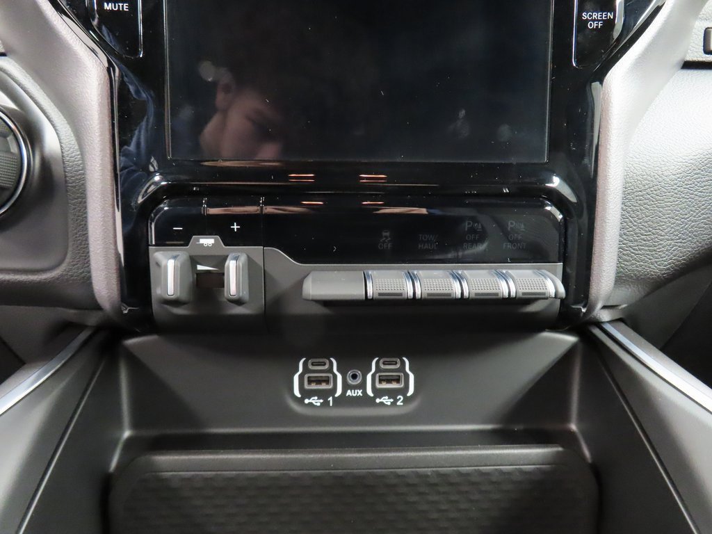 Used 2024 RAM 2500 Big Horn w/ Night Edition image 46