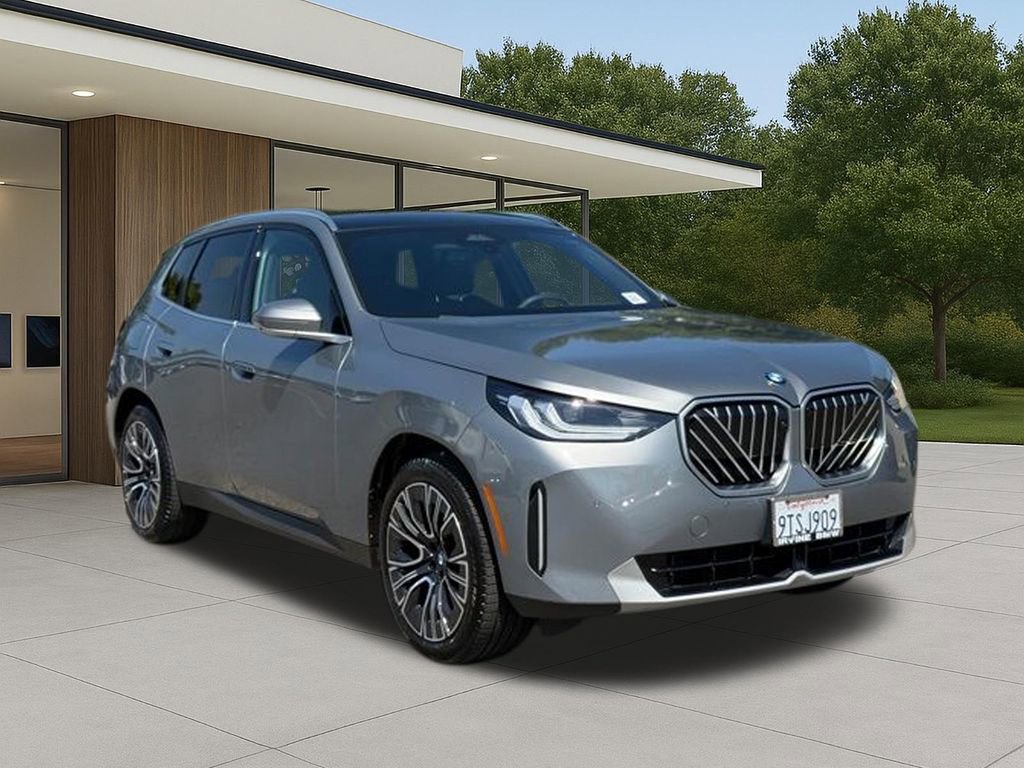 Used 2025 BMW X3 xDrive30i w/ Premium Package image 6