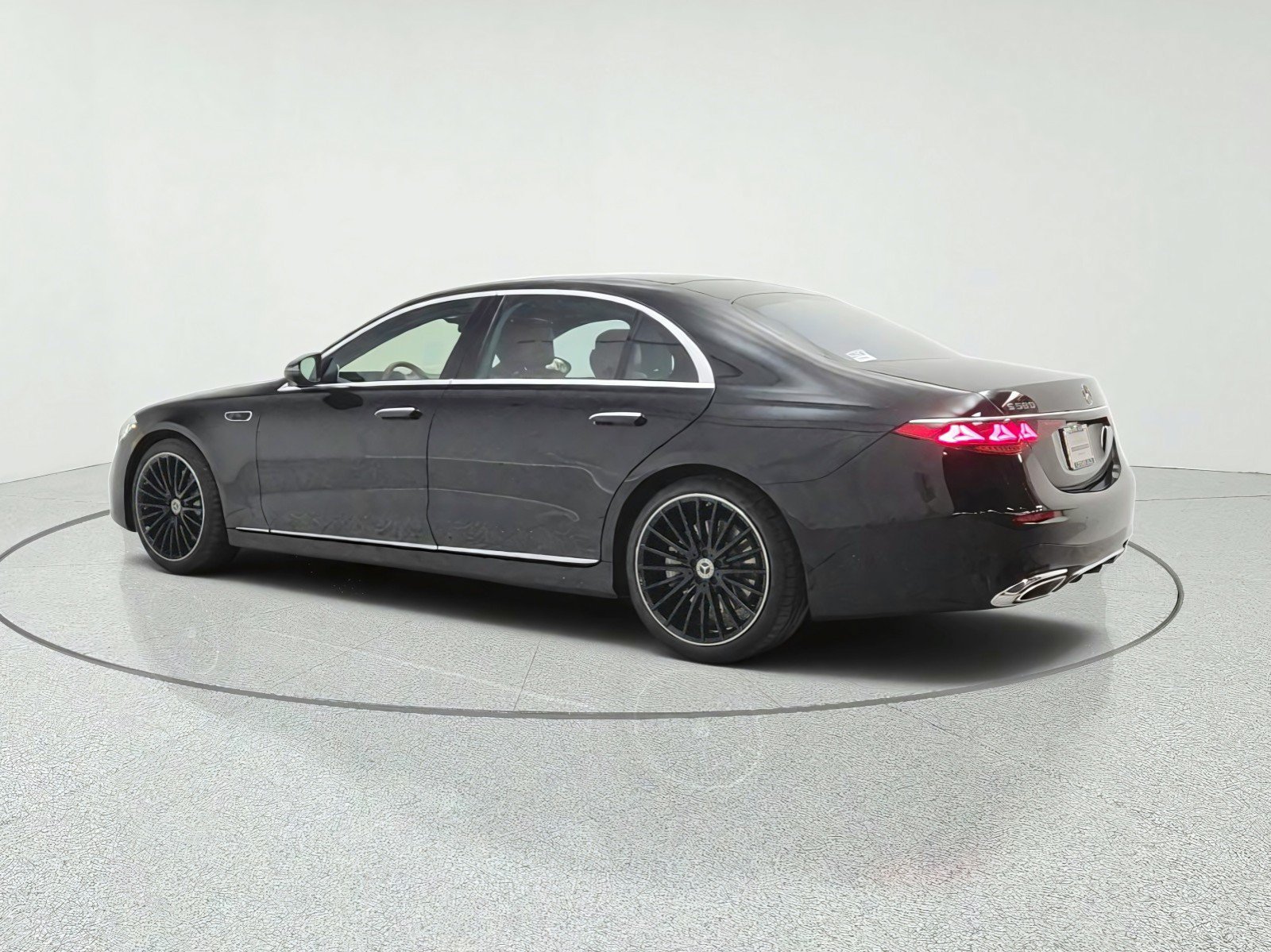 New 2027 Mercedes-Benz S 580 4MATIC Sedan image 7