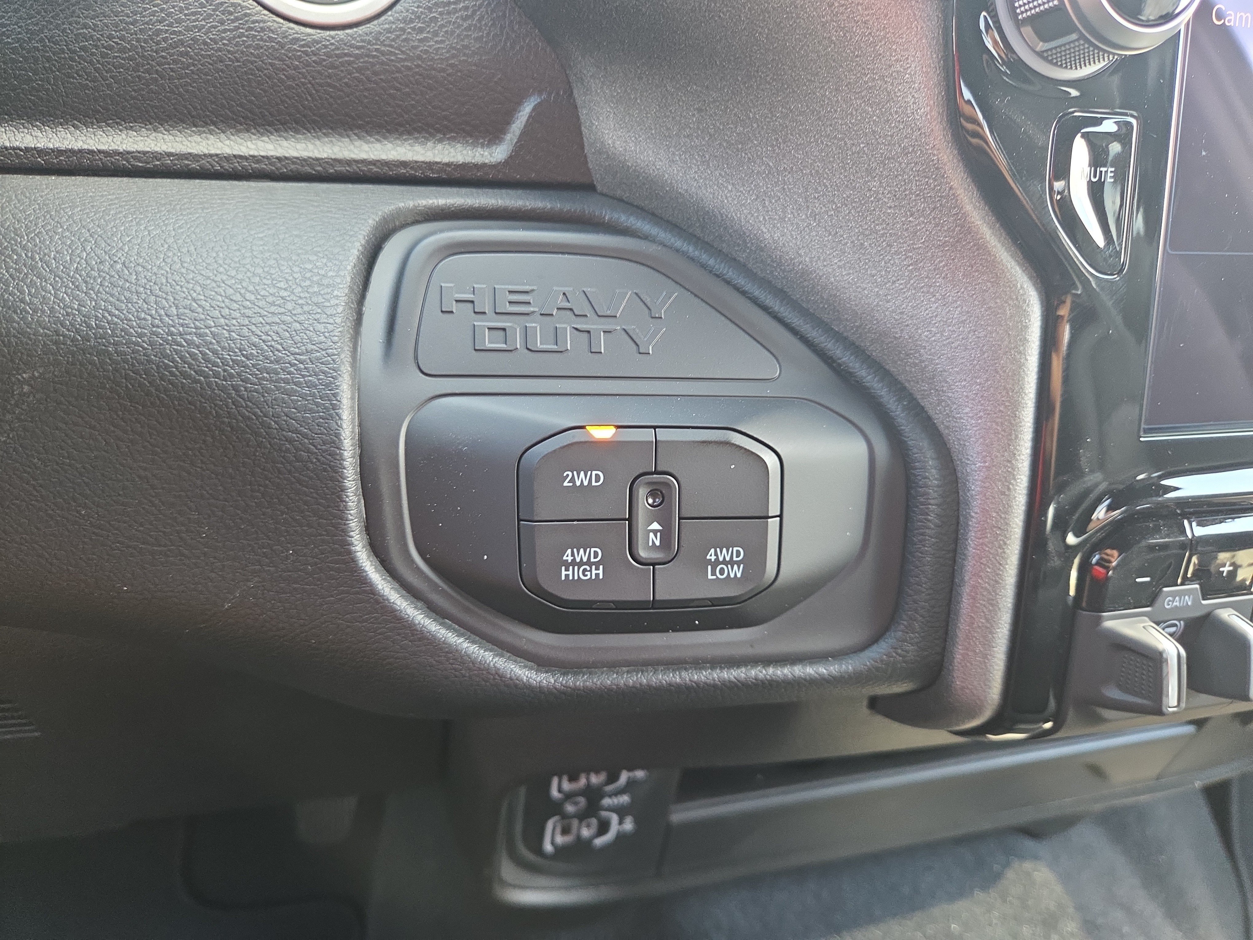 New 2027 RAM 2500 Tradesman AWD/4WD image 12