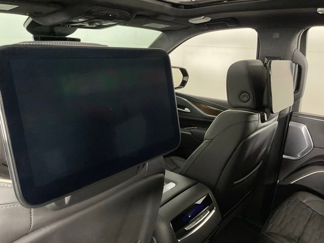 Certified 2024 Cadillac Escalade Sport Platinum w/ LPO, ONYX Package image 23
