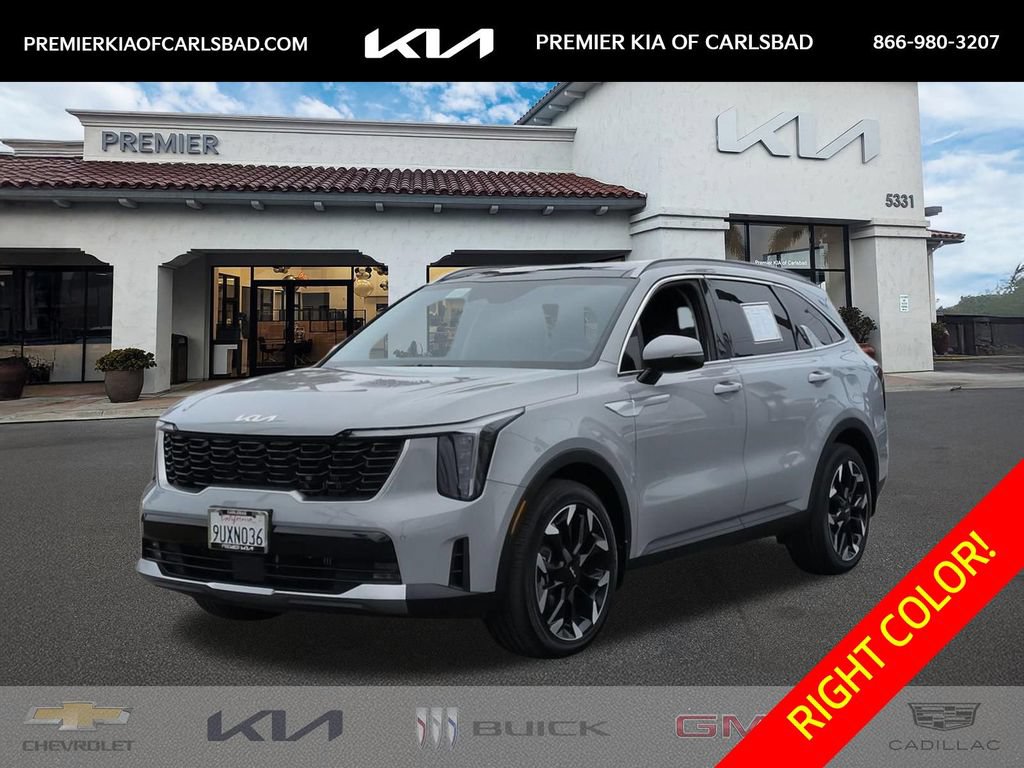 Certified 2025 Kia Sorento EX w/ Panoramic Sunroof Package