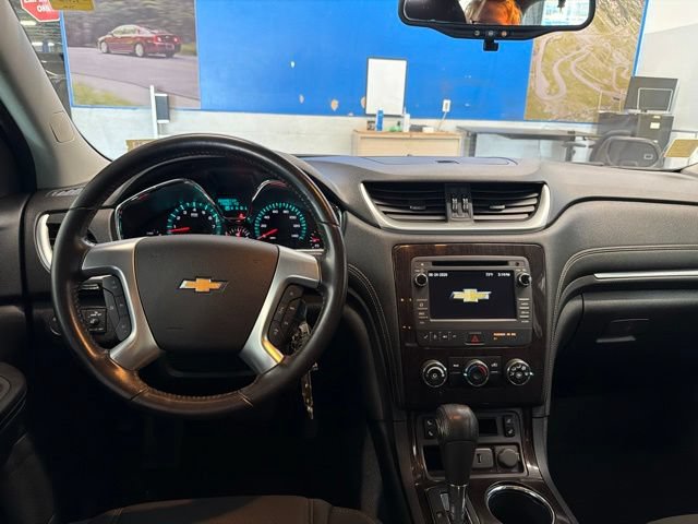 Used 2017 Chevrolet Traverse LT w/ Style and Technology Package AWD/4WD image 21
