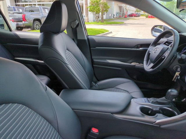 Certified 2023 Toyota Camry SE FWD image 19