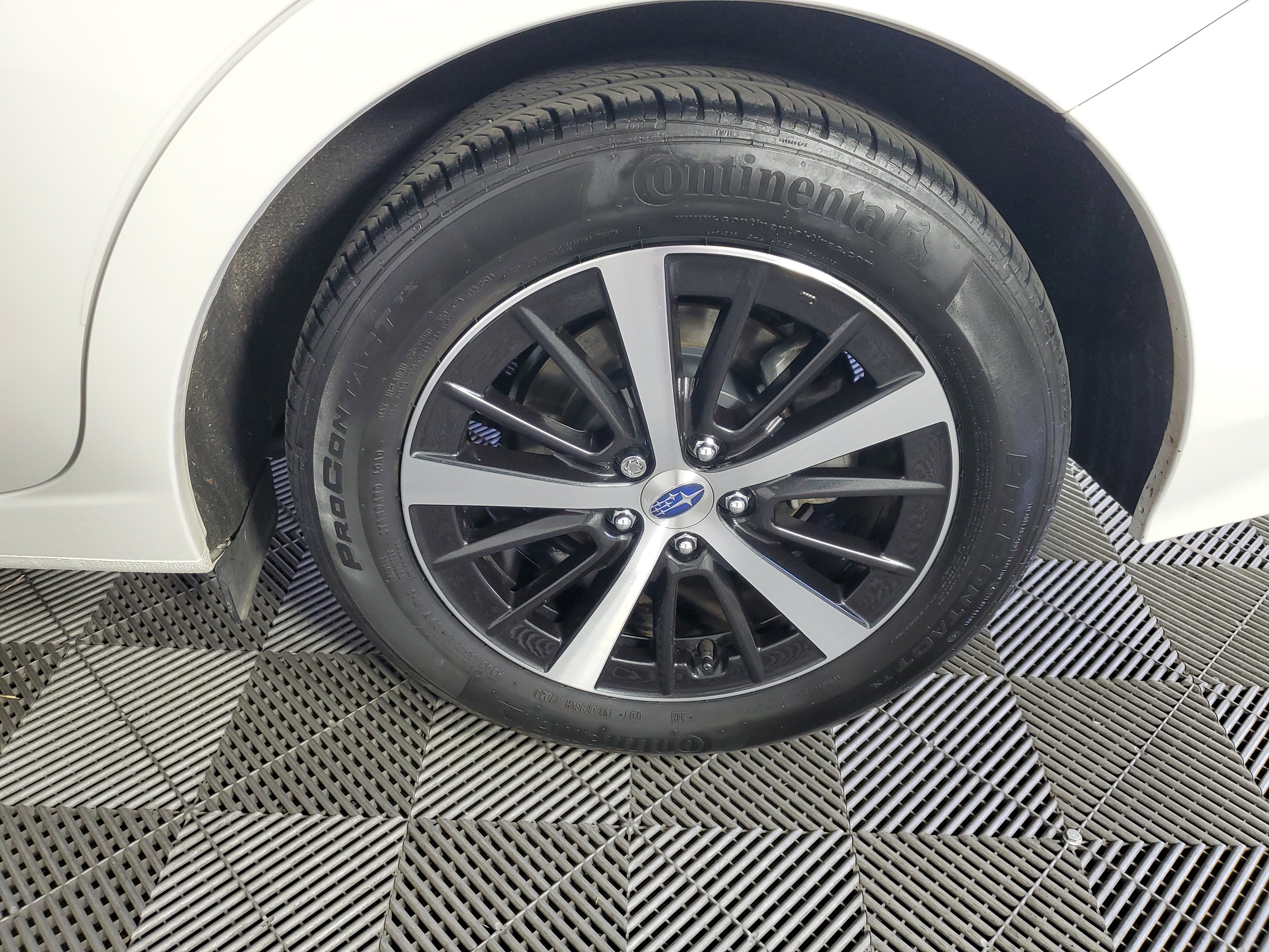 Used 2023 Subaru Impreza Premium image 30