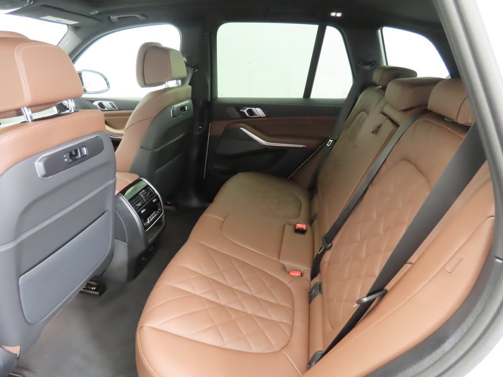 New 2026 BMW 840i Convertible RWD image 20