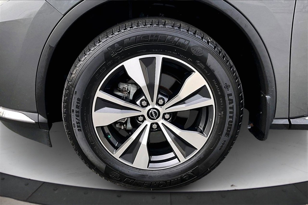 Used 2023 Nissan Murano SV w/ Cargo Package image 31