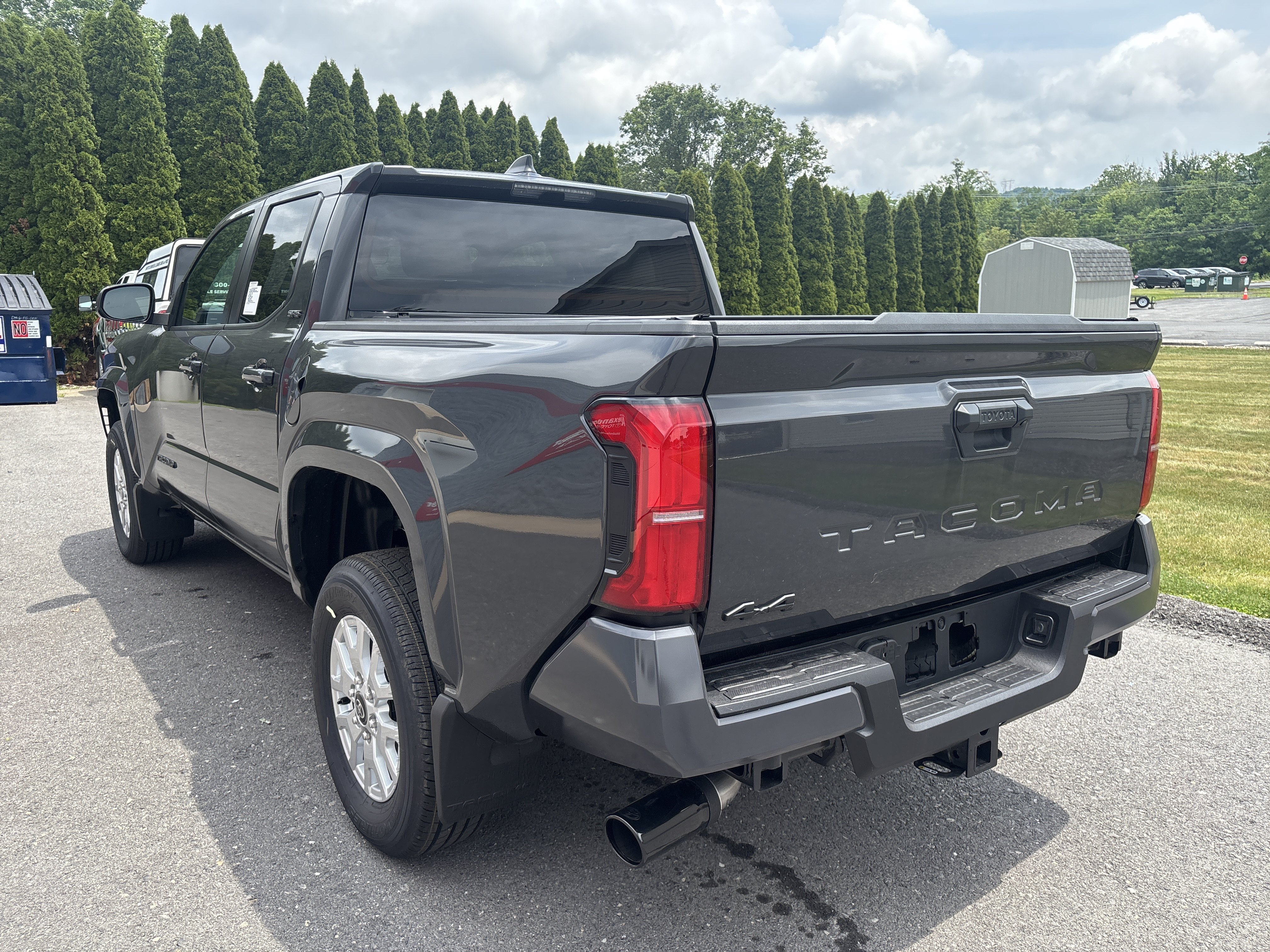 Certified 2026 Toyota Tacoma SR5 AWD/4WD image 5