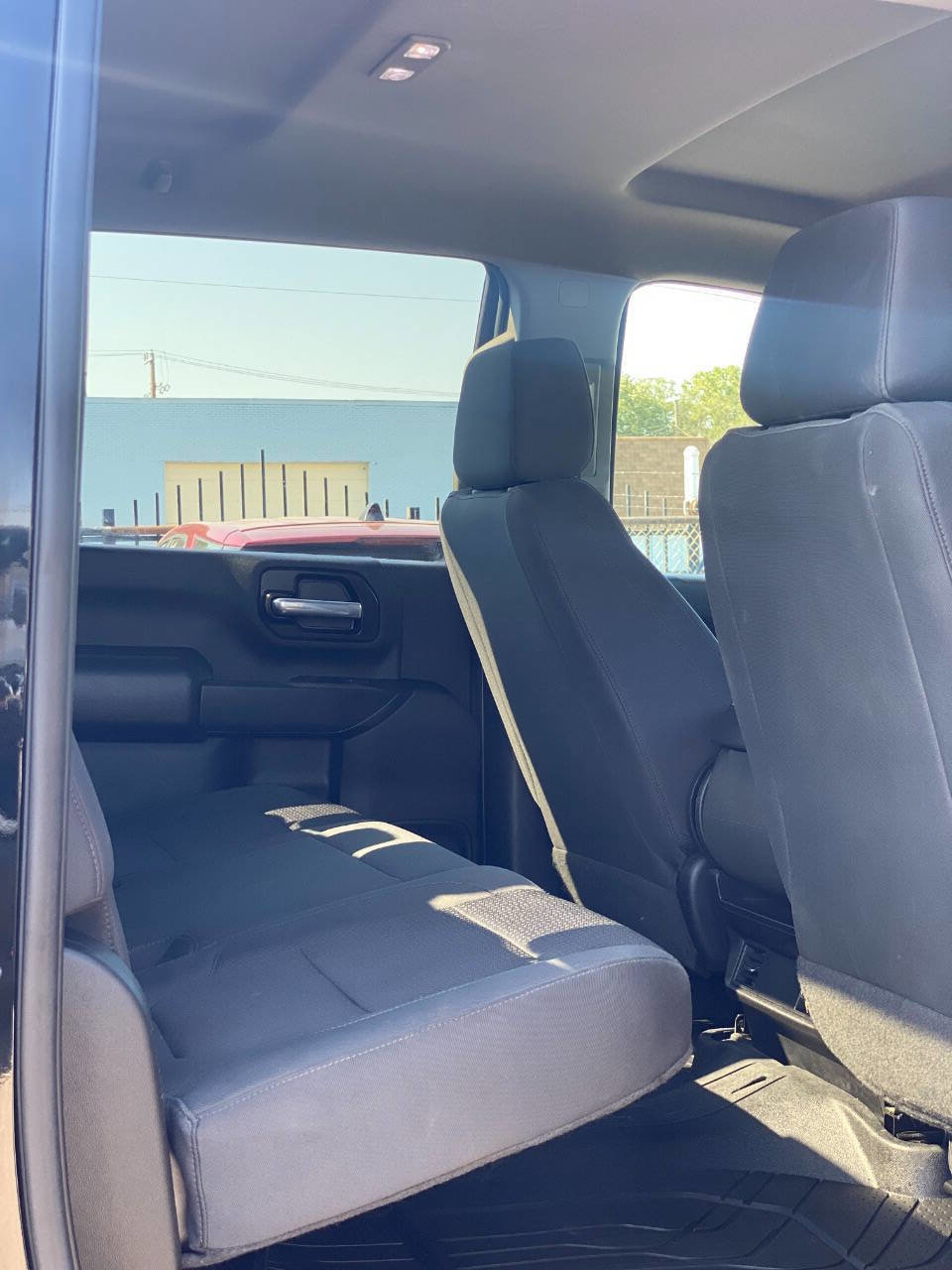 Used 2023 Chevrolet Silverado 2500 Custom w/ Custom Value Package image 5