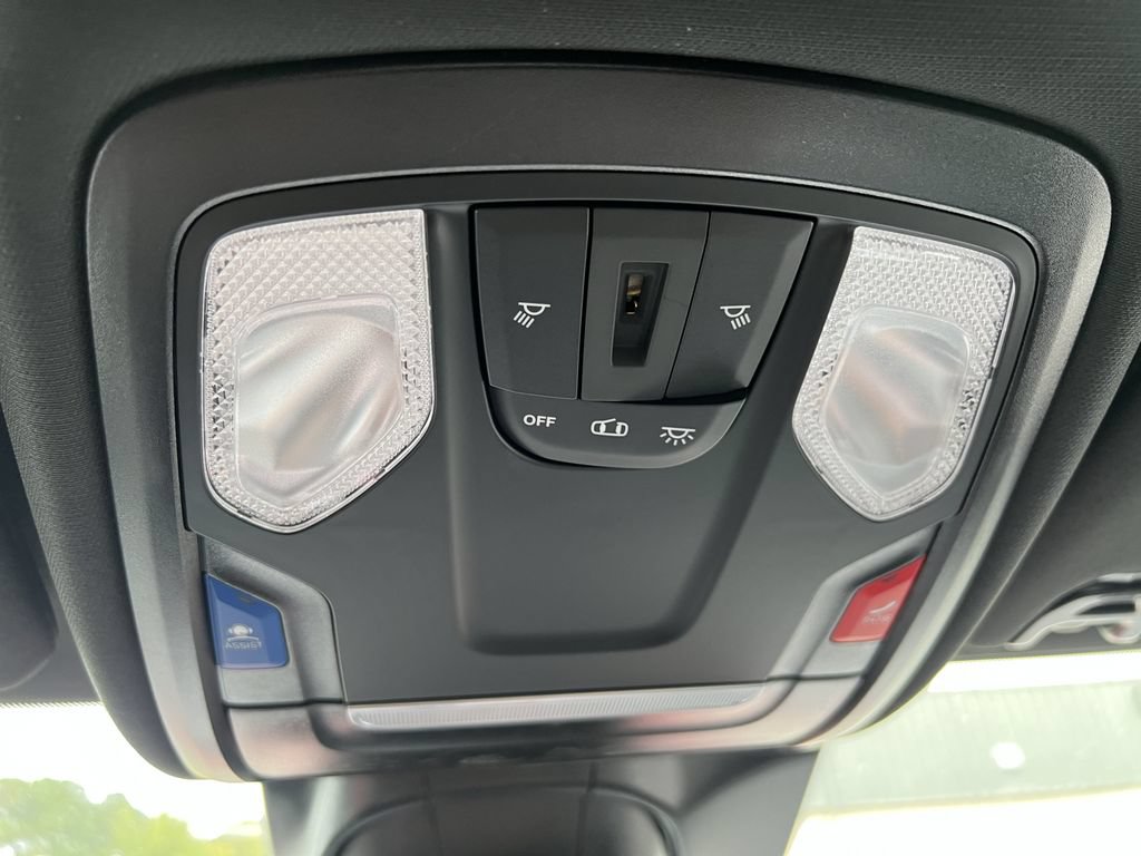 New 2026 RAM 2500 Big Horn AWD/4WD image 12