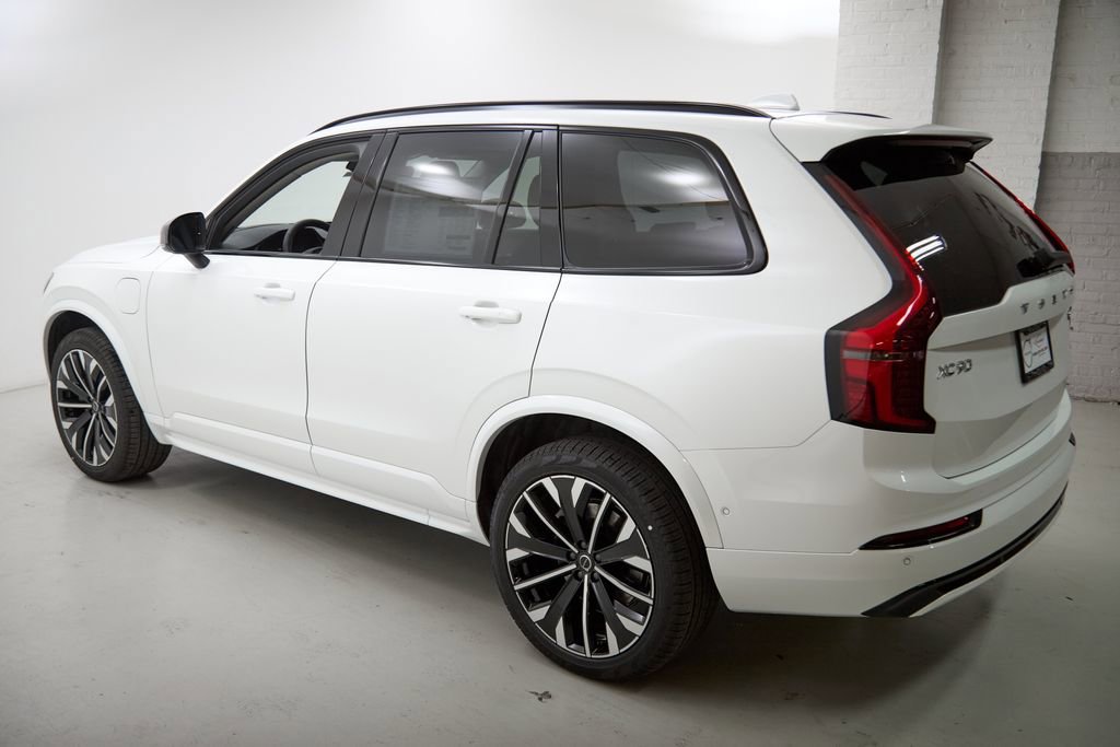 New 2026 Volvo XC90 T8 Ultra w/ Protection Package image 7