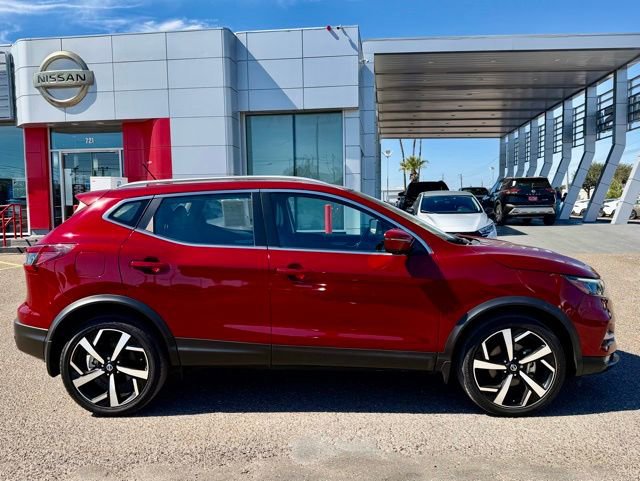 Certified 2022 Nissan Rogue Sport SL w/ Premium Package AWD/4WD image 8