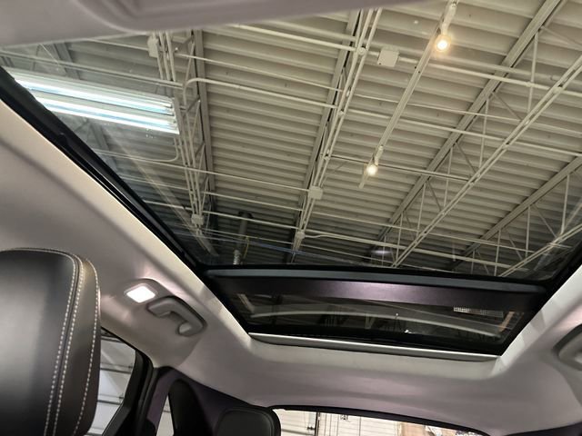 Used 2023 Ford Escape Platinum w/ Premium Technology Package image 18