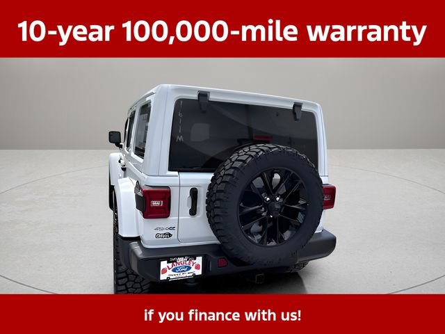 Used 2021 Jeep Wrangler Unlimited Sahara w/ Cold Weather Group AWD/4WD image 28
