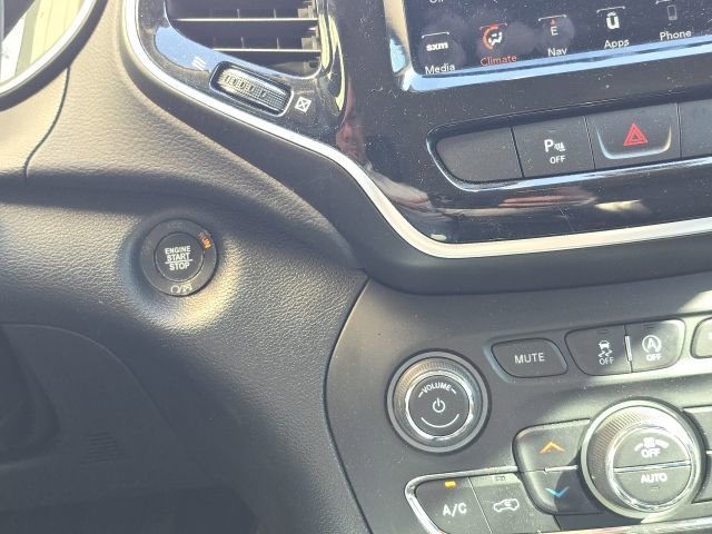 Used 2020 Jeep Cherokee Limited image 18