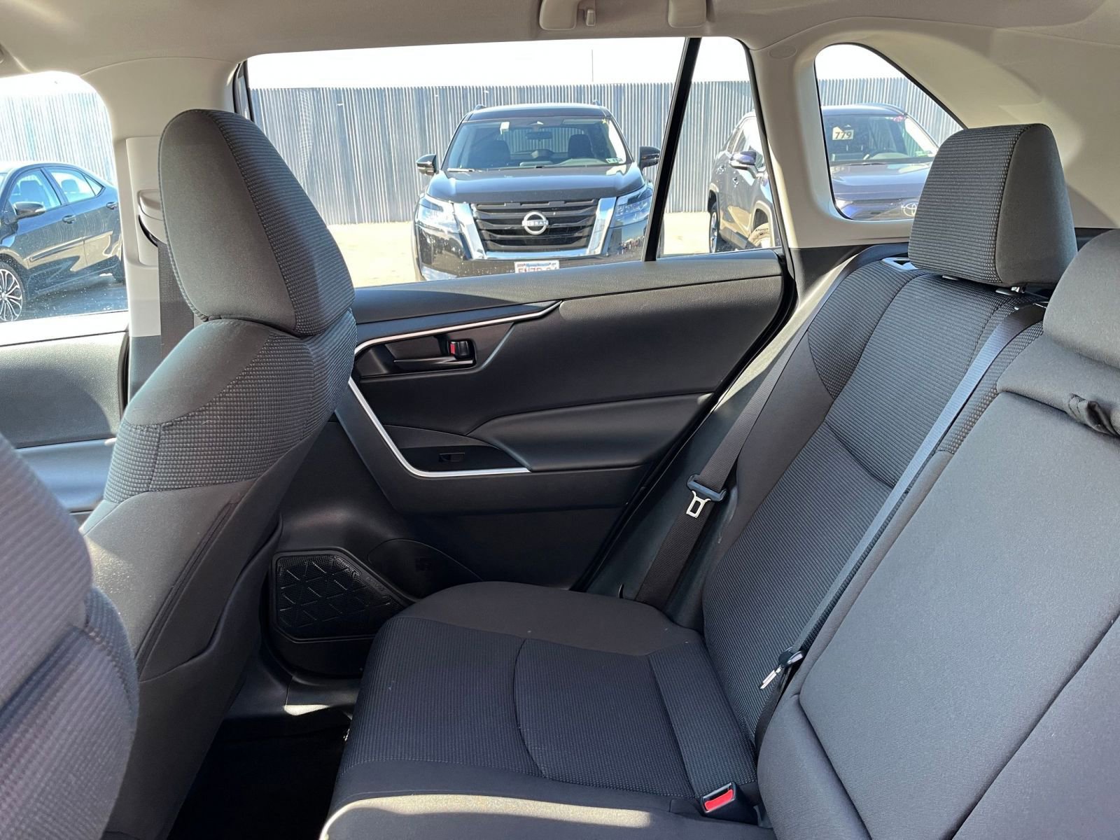 Used 2025 Toyota RAV4 LE image 38