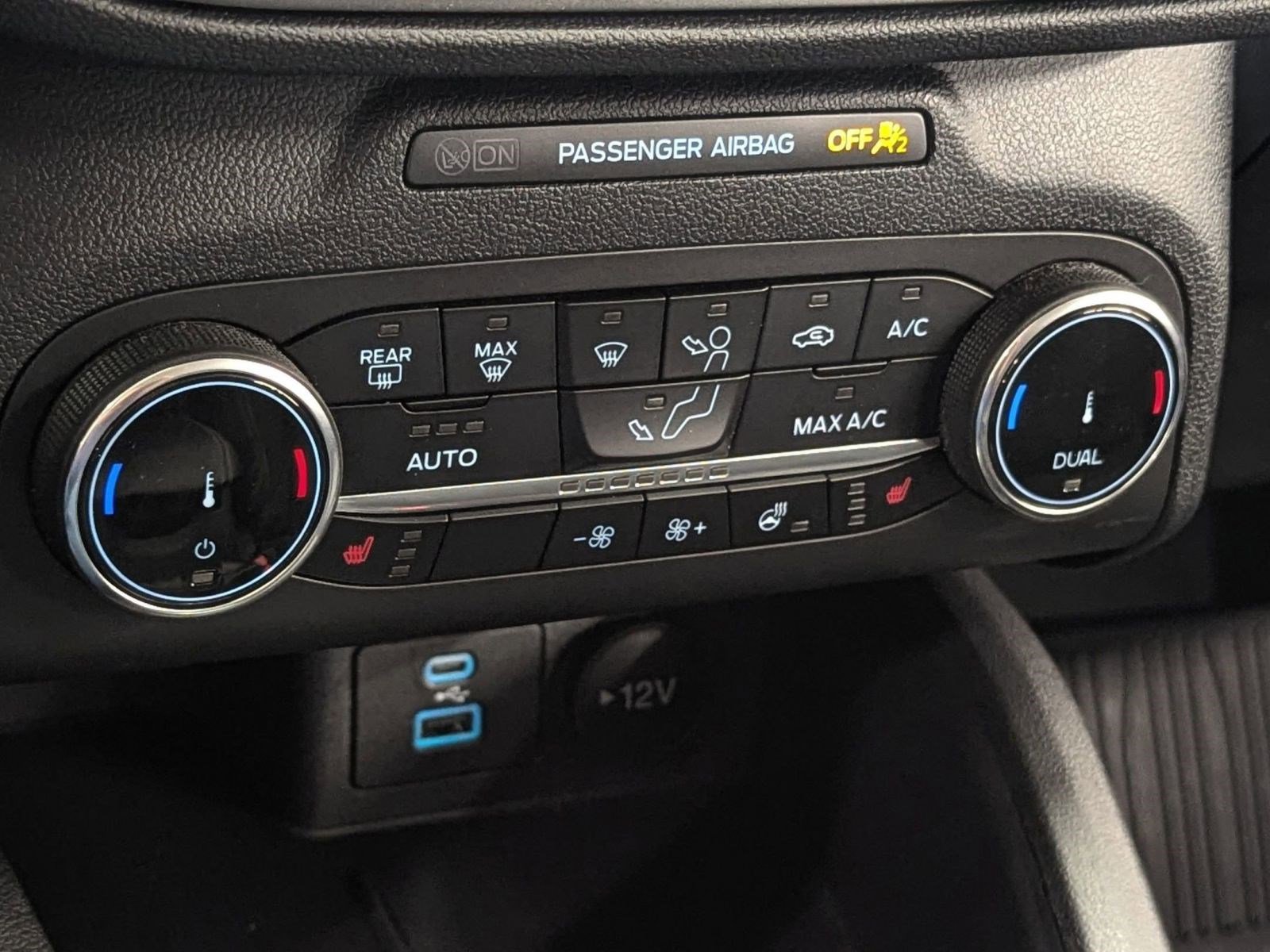 Used 2023 Ford Escape Active image 14