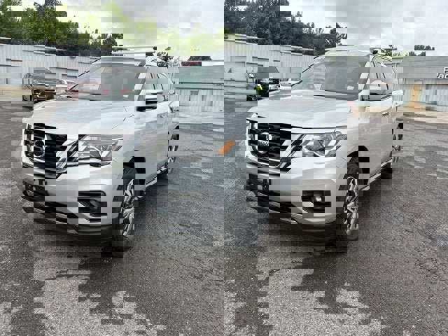 Used 2019 Nissan Pathfinder SL