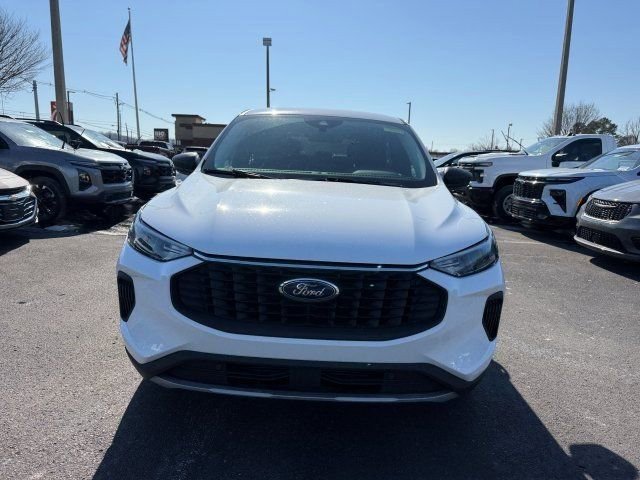 Used 2023 Ford Escape Active image 2