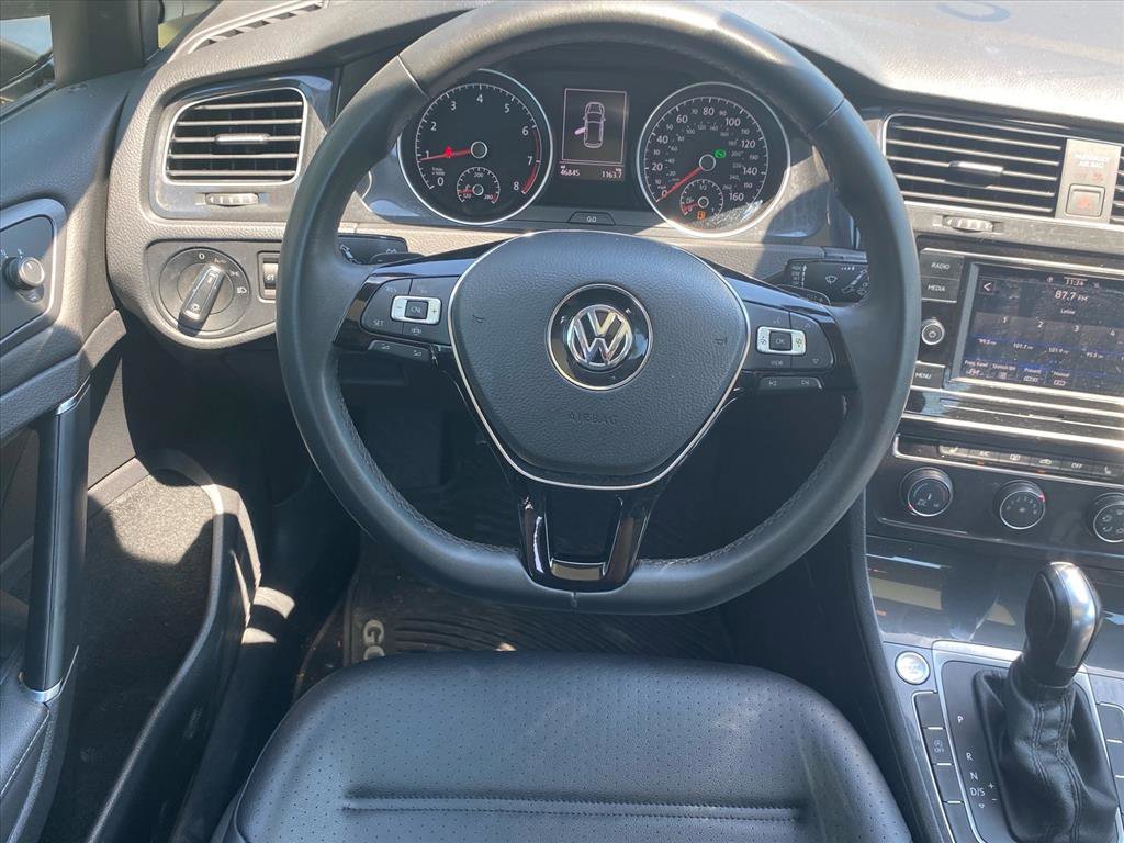 Certified 2020 Volkswagen Golf 4-Door FWD image 6