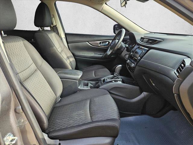 Used 2019 Nissan Rogue SV FWD image 16