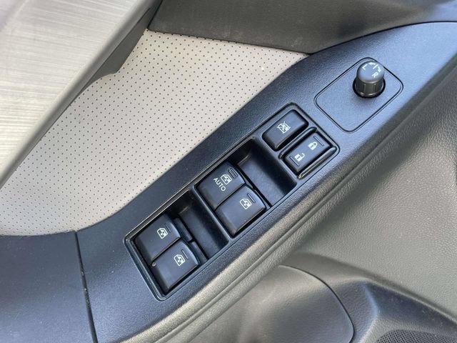 Used 2016 Subaru Forester 2.5i Limited AWD/4WD image 20