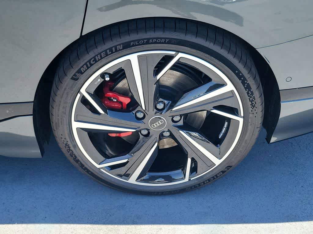 New 2025 Audi S6 e-tron Premium Plus AWD/4WD image 12