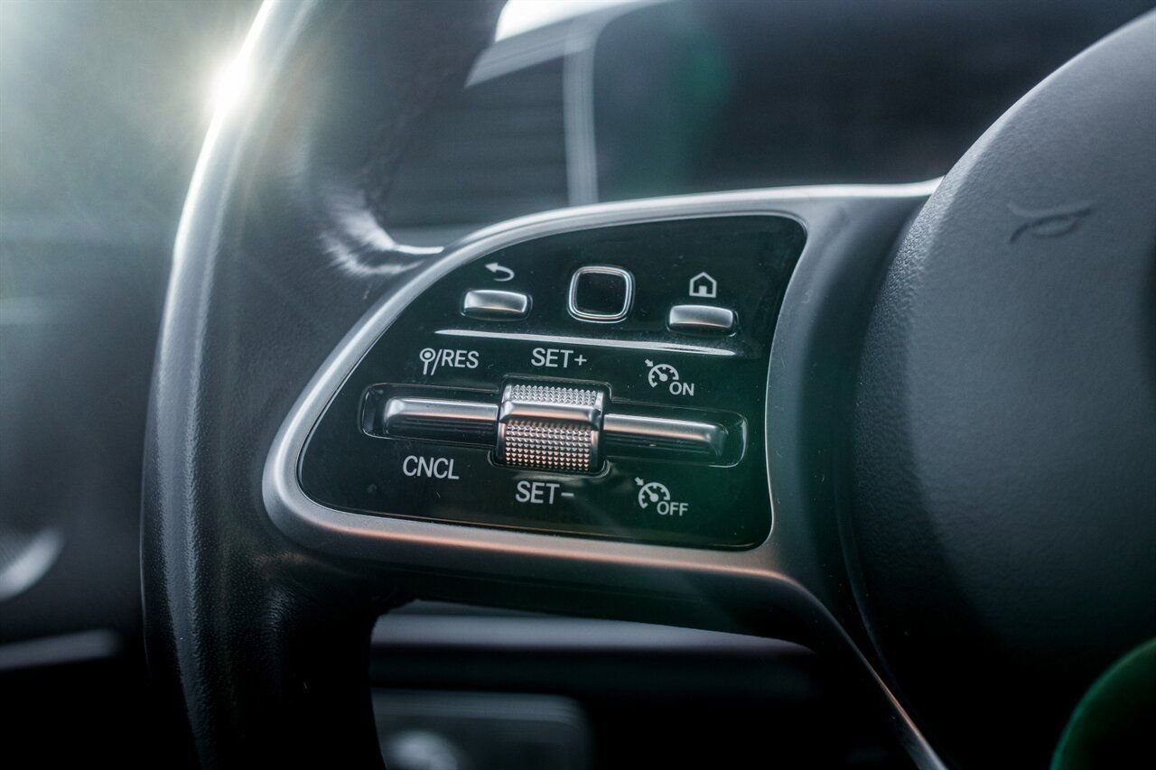 Used 2022 Mercedes-Benz GLE 350 4MATIC image 19