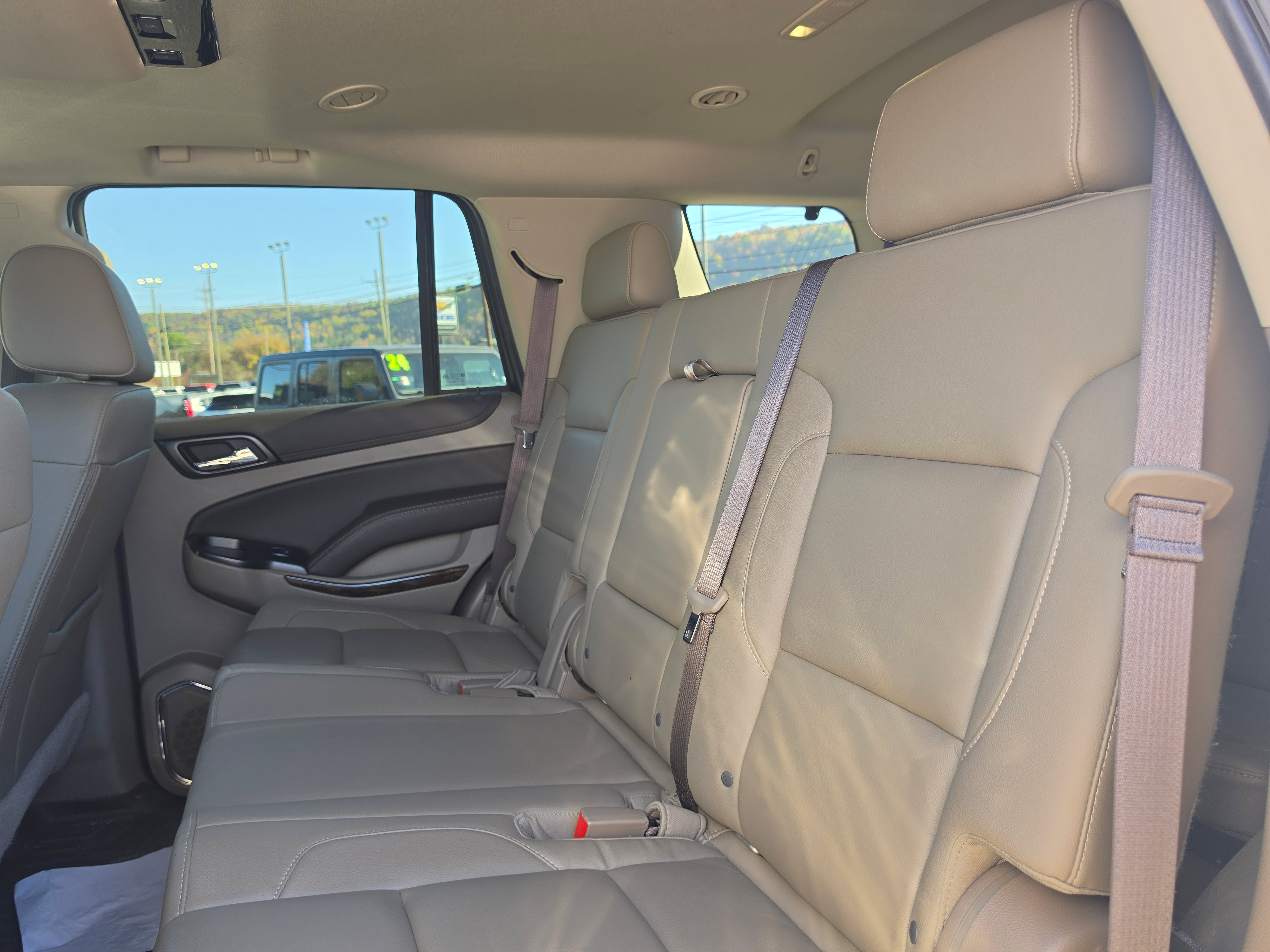 Used 2019 Chevrolet Tahoe LT AWD/4WD image 16